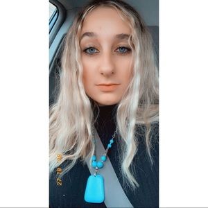 Meet your Posher, Marisa